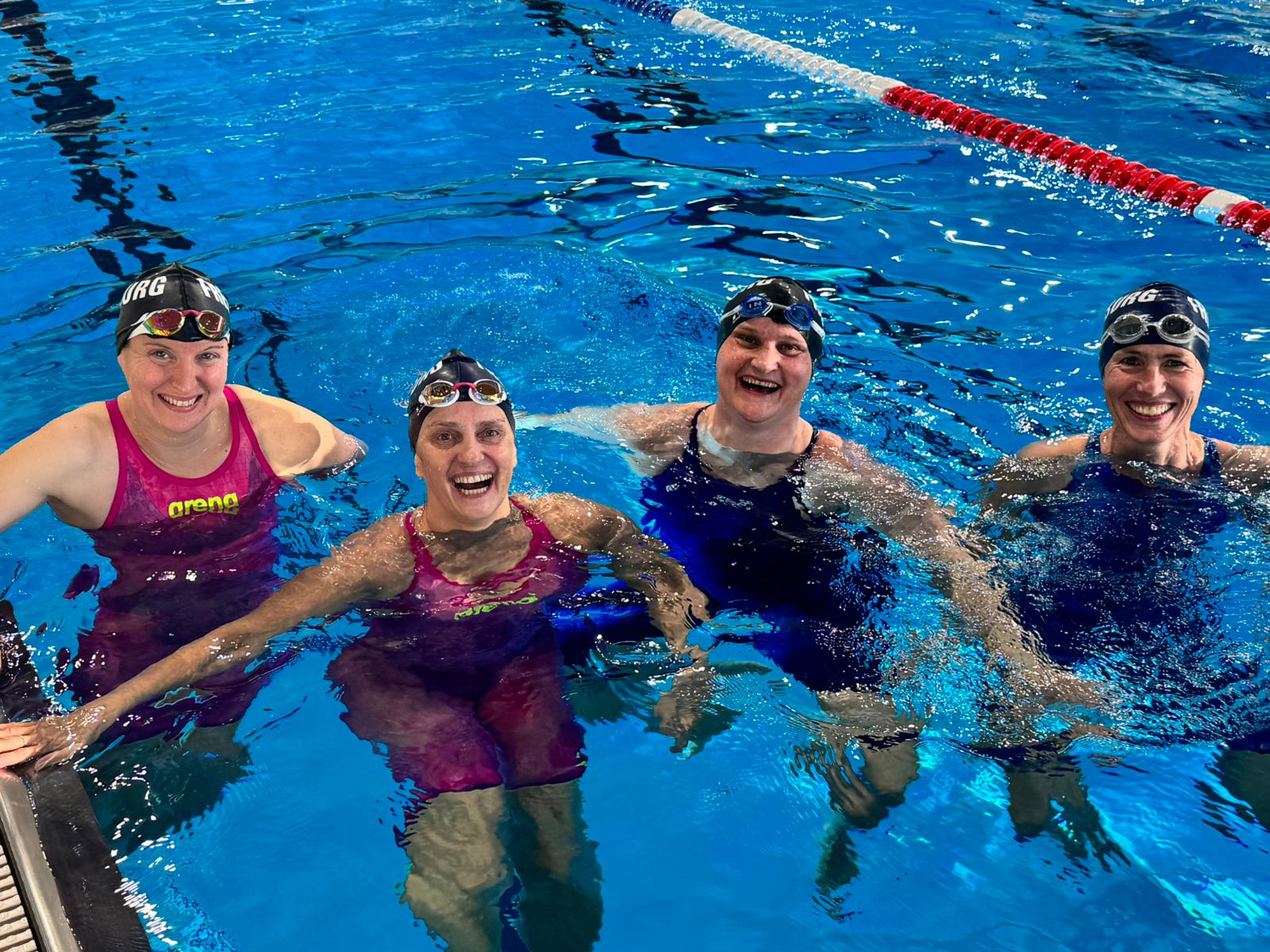 Die Staffelschwimmerinnen